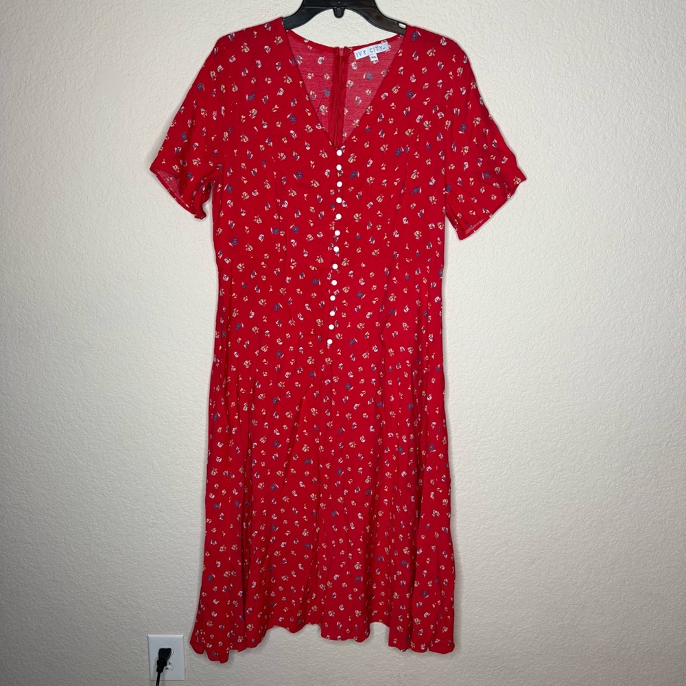Ivy City Co Red Floral Midi Dress - Picture 2 of 4